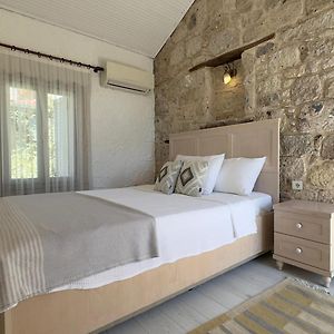 Aliko Hotel